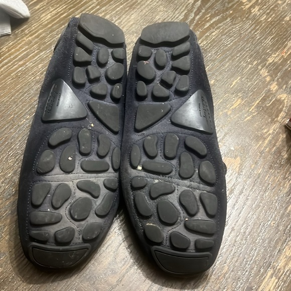 Ferragamo navy blue loafers warn condition - Picture 3 of 7